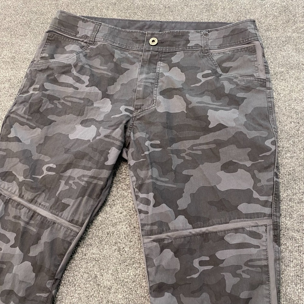 Kuhl Free Radikl Camo Pants Mens 38x30 Stretch Performance Fabric Workwear